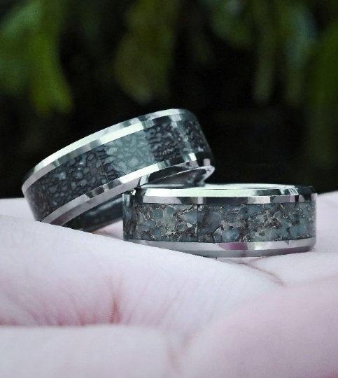 Blue Dinosaur Bone Men's Wedding Band, Dinosaur bone ring, Tric...