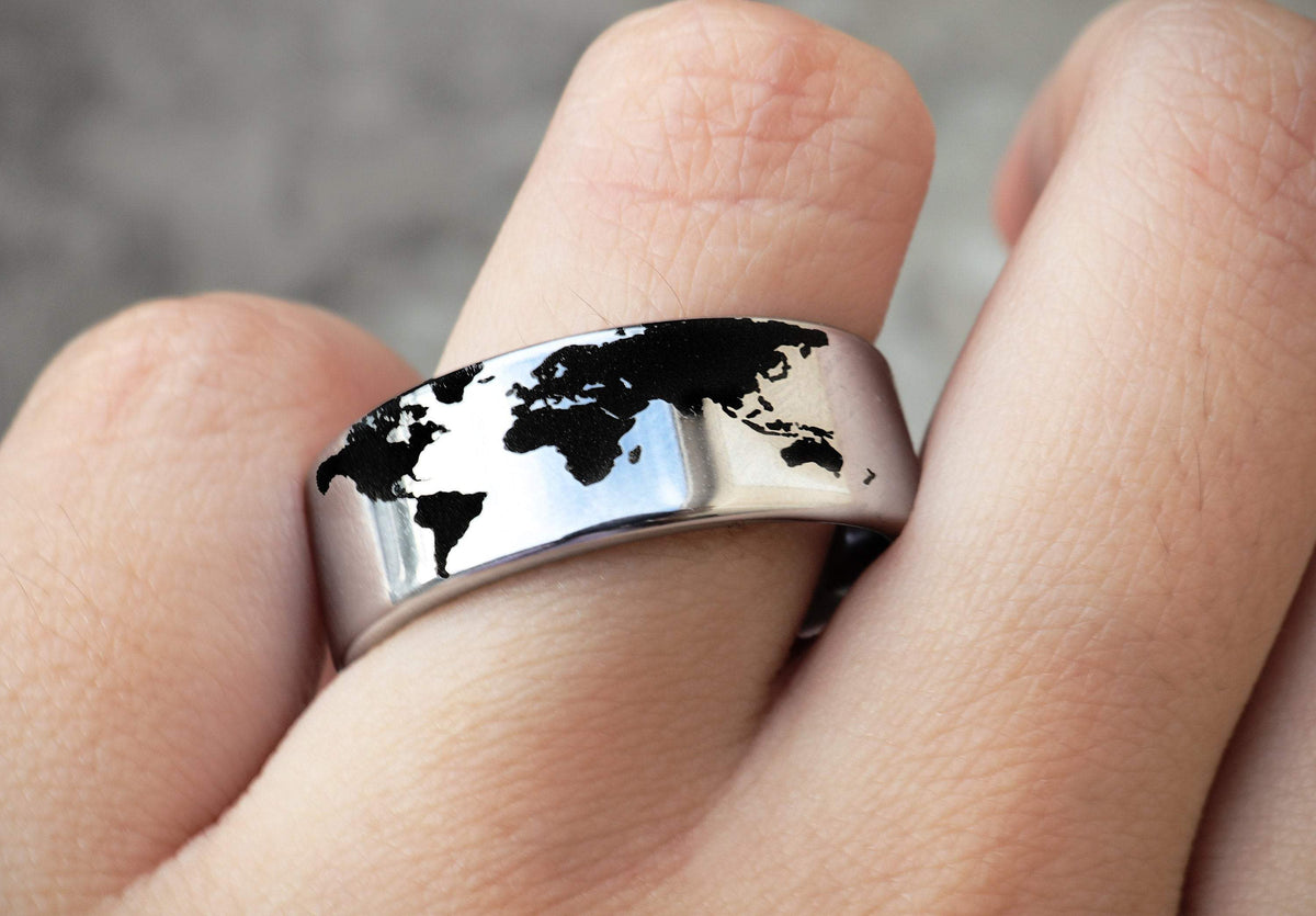 14k Gold Wedding Bands Set With World Map. Travelers Wedding 