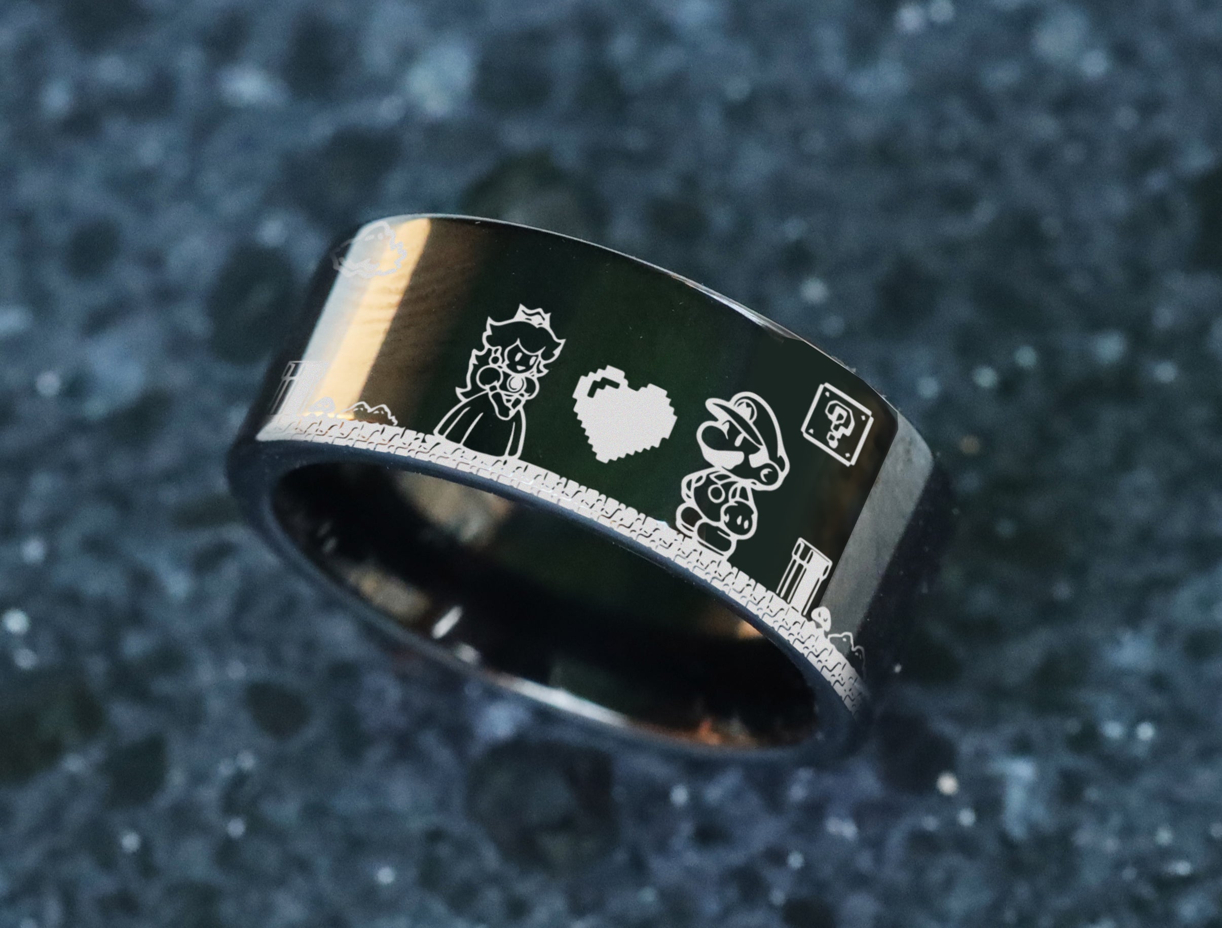Super Mario and Super Mario Princess Wedding Ring, Super Mario Black T