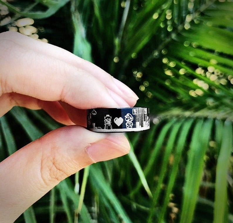 Super Mario and Super Mario Princess Wedding Ring, Super Mario Black T