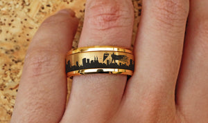 Open image in slideshow, everaftercreative Ring Batman Spinner Ring, Superhero Wedding Band, Gotham City Engagement Ring

