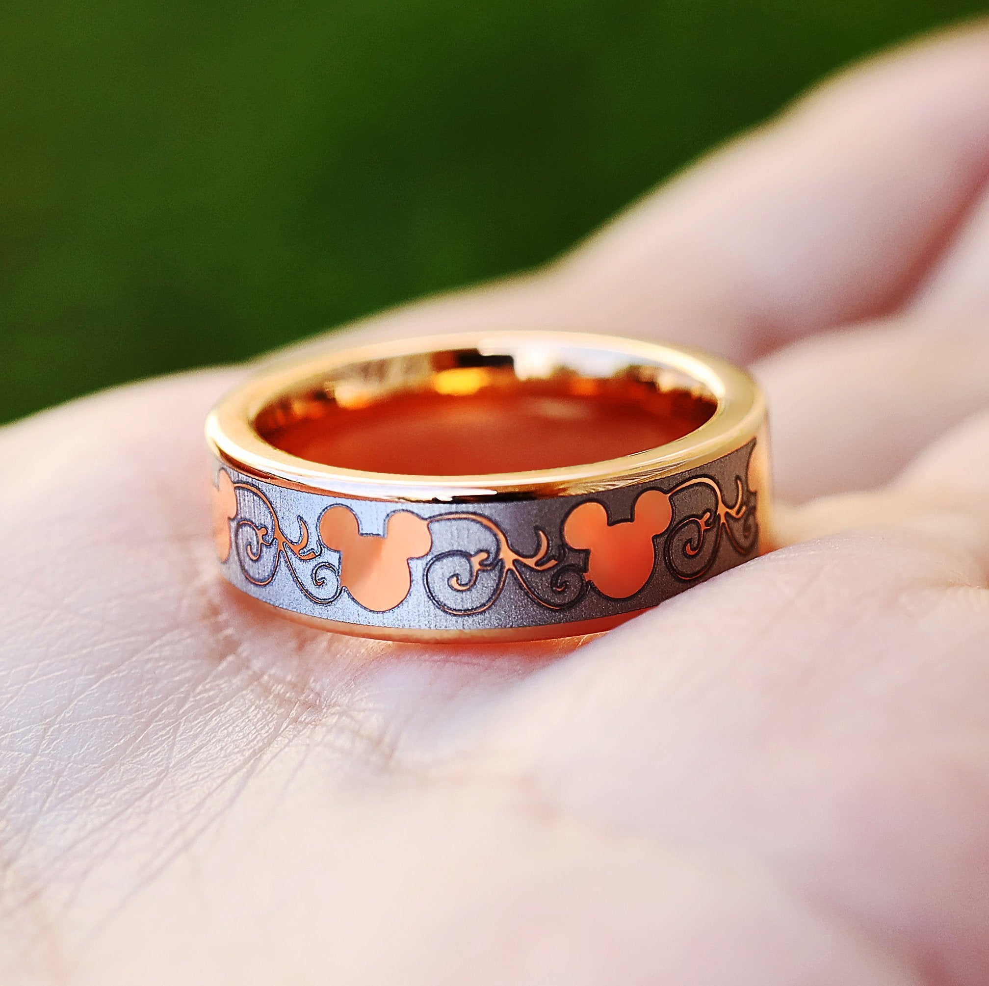Disney Filigree Baroque Wedding Band, Mickey and Minnie Engagement Rin Disney Filigree Baroque Wedding Band, Mickey and Minnie Engagement Rin