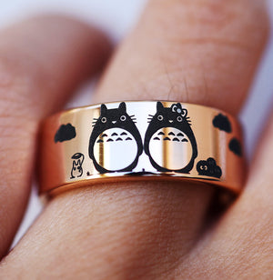 Open image in slideshow, everaftercreative Ring Totoro Couple Matching Promise Ring, Totoro Wedding Band, Studio Ghibli Wedding Ring
